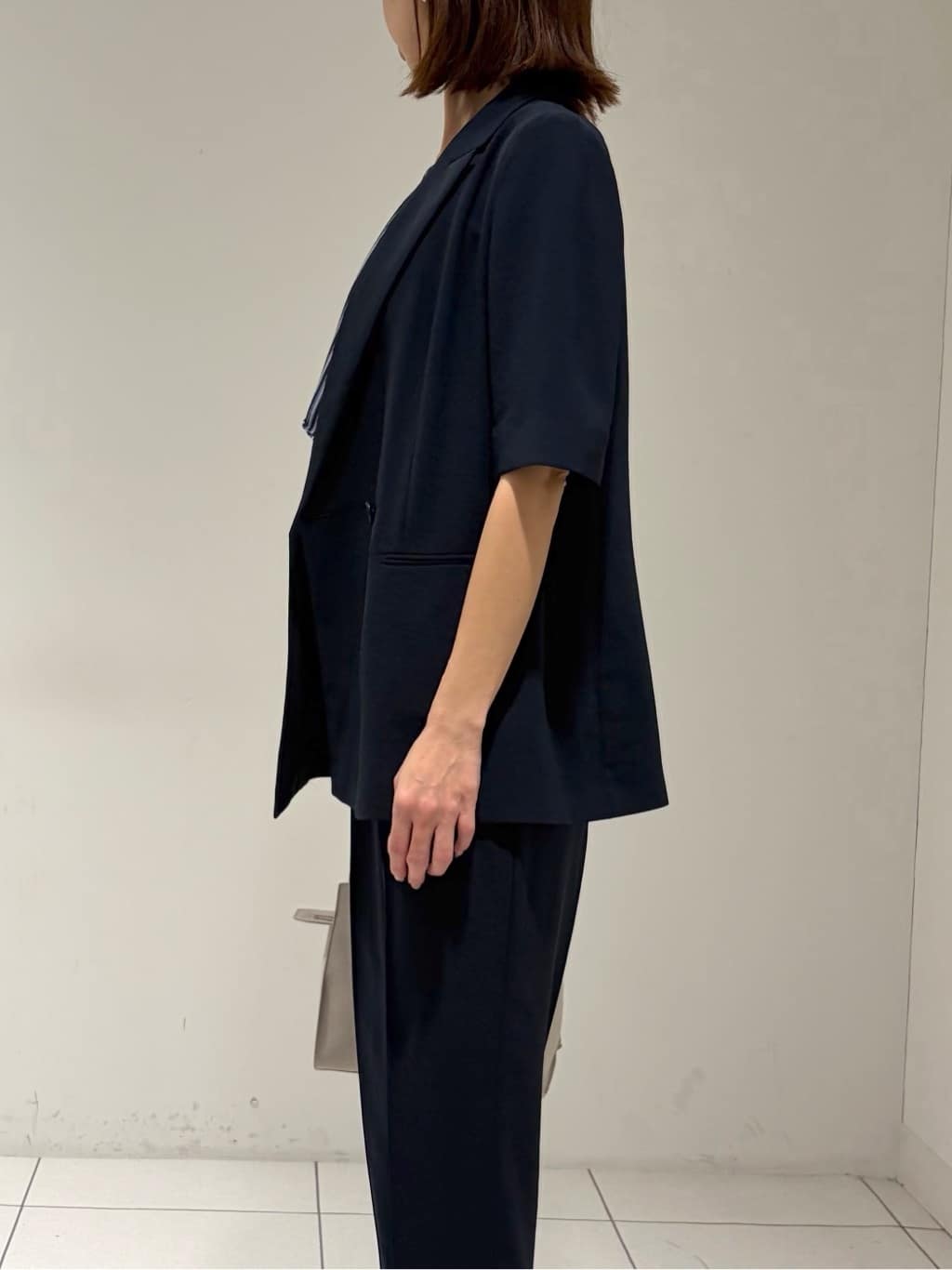 shioriさんの「INDIVI｜【着る日傘】ハーフスリーブダブルジャケット」を使ったコーディネート