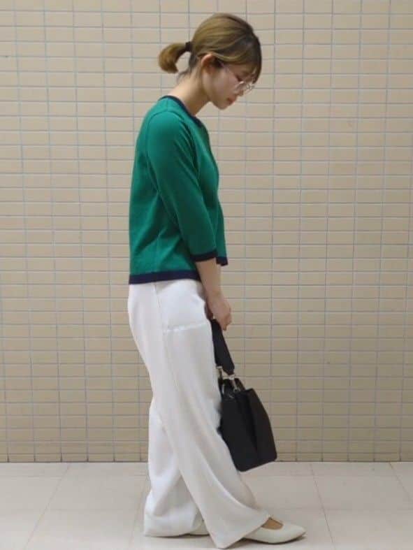 ひまりさんの「Reflect｜ステッチワークストレートワイドパンツ」を使ったコーディネート