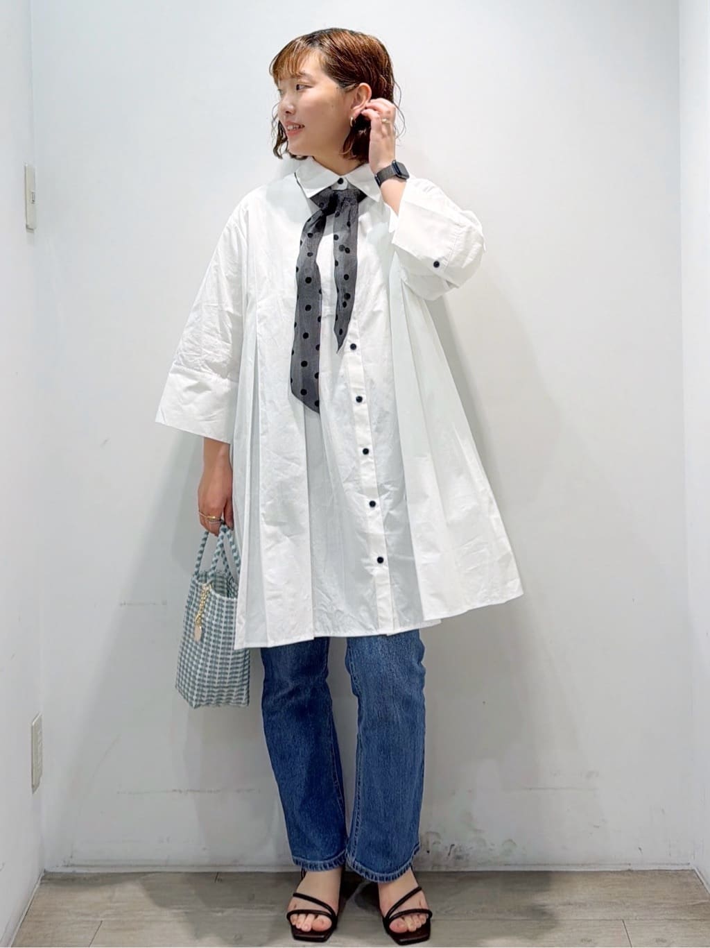 sumicaさんの「OPAQUE.CLIP｜プリーツミニシャツワンピース【洗濯機OK】」を使ったコーディネート