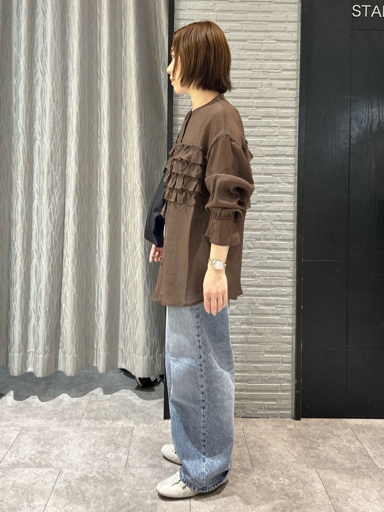 ga_riさんの「THE SHOP TK｜ティアードフリル楊柳シャツ」を使ったコーディネート
