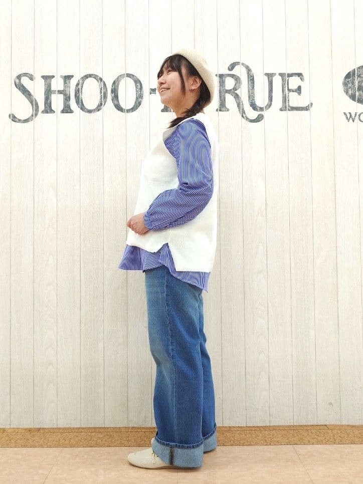 とろろさんの「SHOO･LA･RUE｜【SHOO・LA・RUE DENIM/SS-LL】程よい厚みの ストレートデニムパンツ（10.5オン」を使ったコーディネート