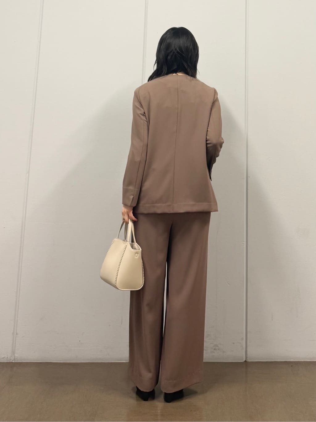 mizukiさんの「INDIVI｜【洗える／袖丈調整可能】シャツコンビニット」を使ったコーディネート