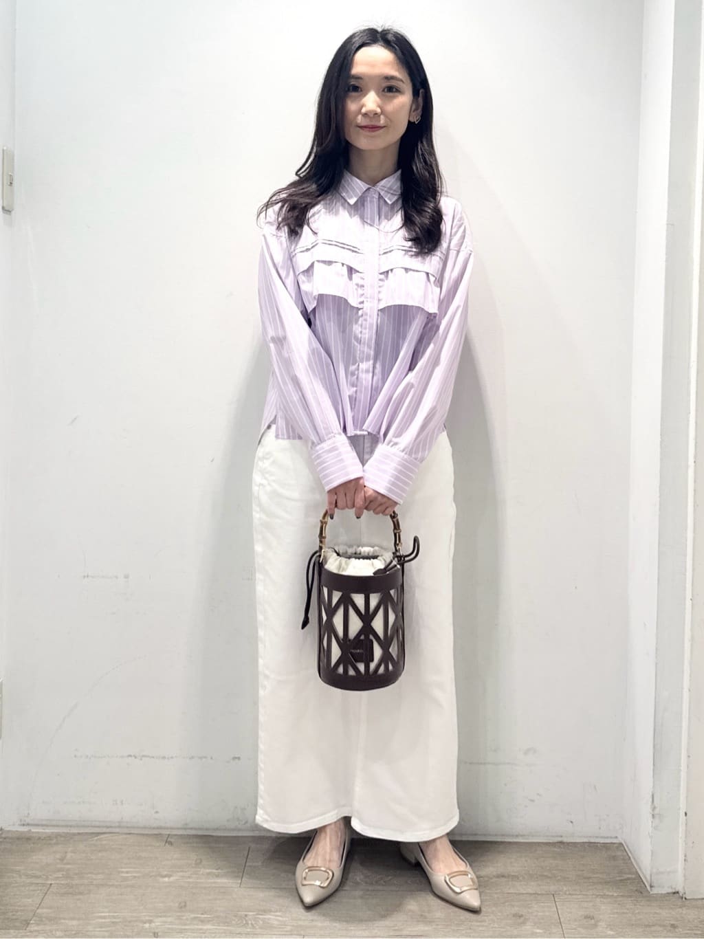 yuicciさんの「OPAQUE.CLIP｜タックフリルシャツ【洗濯機OK】」を使ったコーディネート