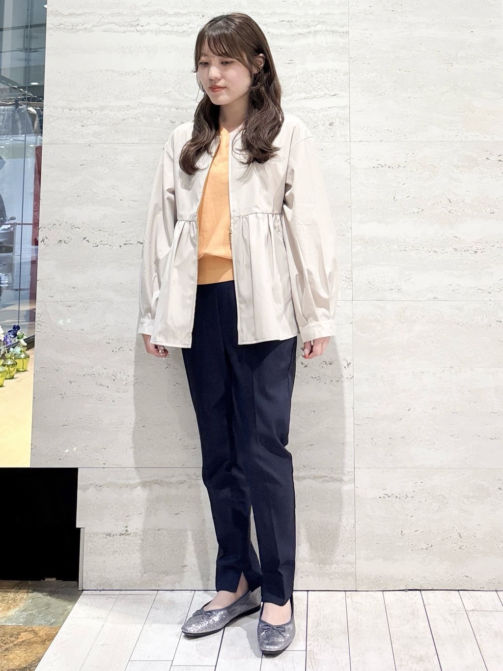 かほさんの「OPAQUE.CLIP｜ハイストレッチイージースティックパンツ【洗濯機OK】」を使ったコーディネート