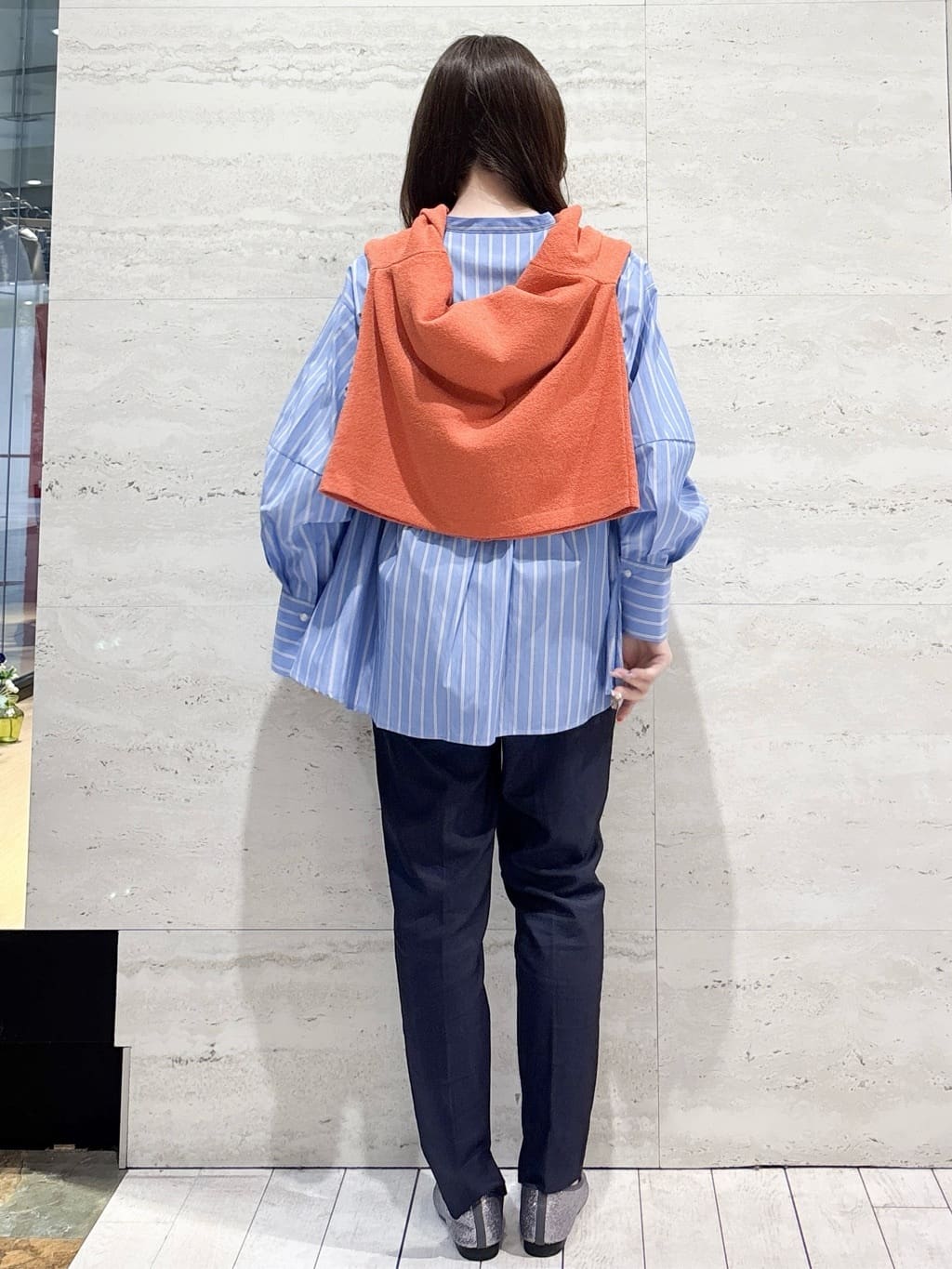 かほさんの「OPAQUE.CLIP｜ストライプペプラムデザインブラウス【洗濯機OK】」を使ったコーディネート