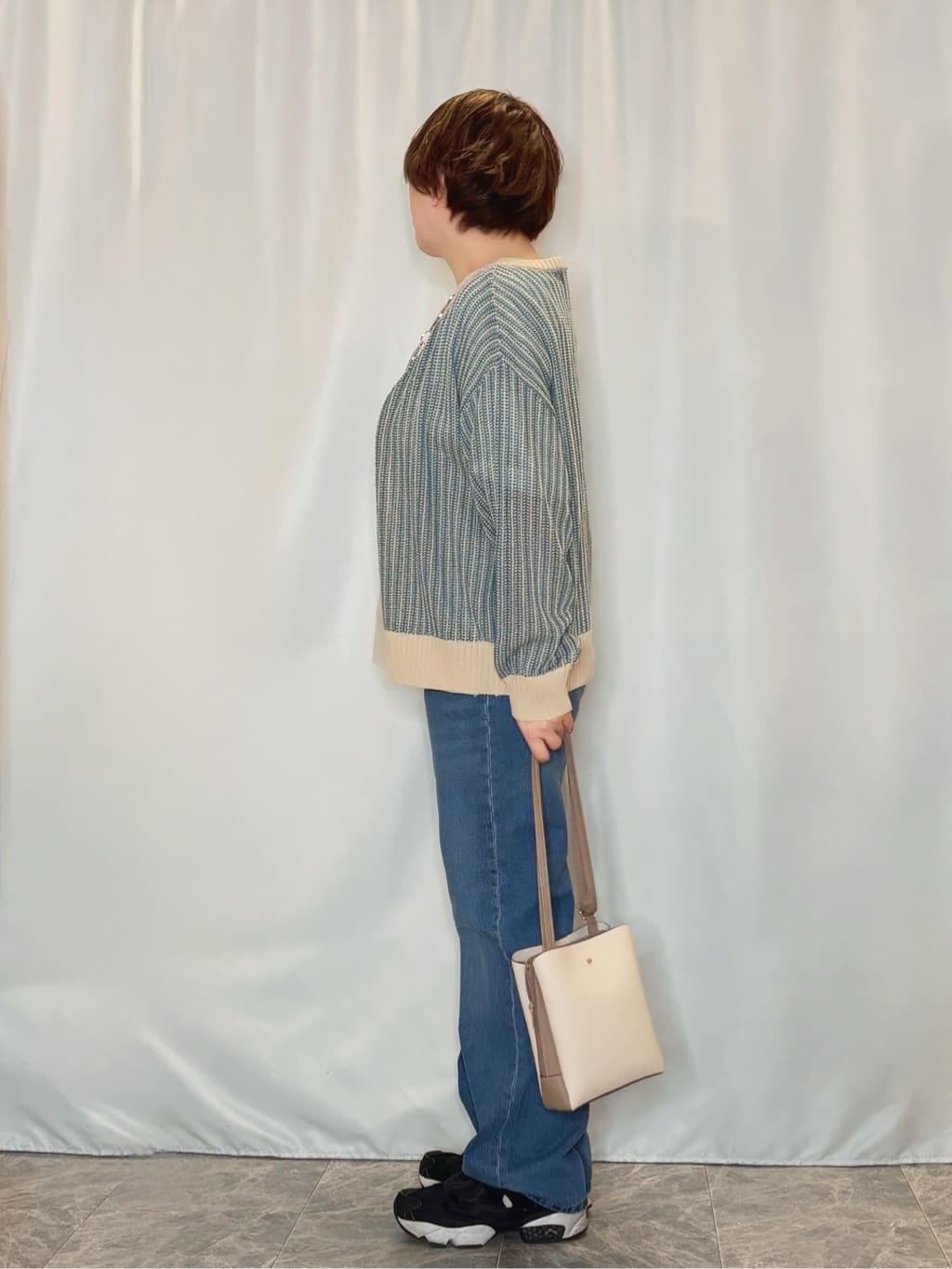 たみさんの「SHOO･LA･RUE｜【洗濯機可/S-LL】キーネックでお顔周りすっきり ざっくり編みカーディガン」を使ったコーディネート