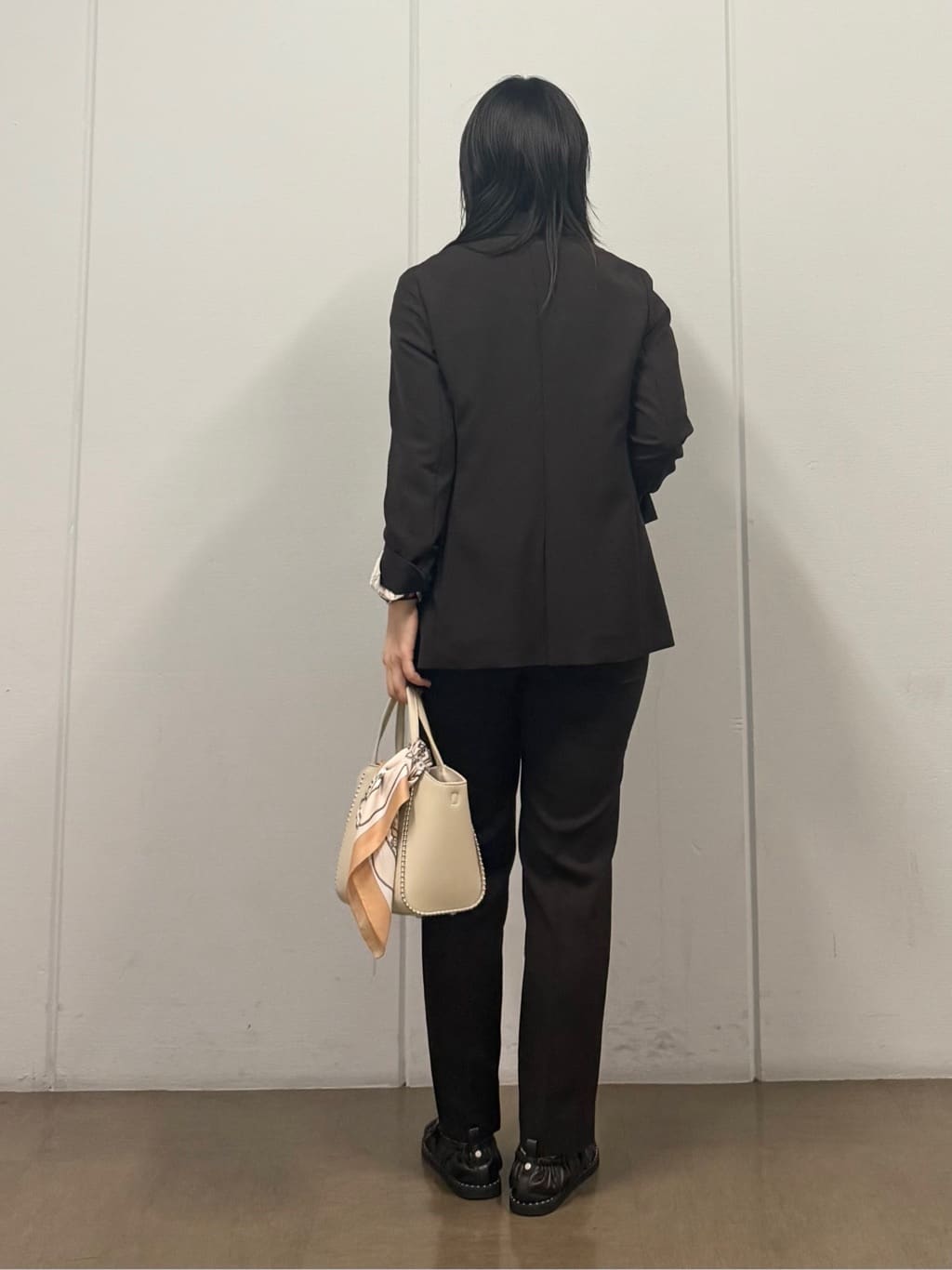 mizukiさんの「INDIVI｜【洗える／UVケア／麻調】シングルジャケット」を使ったコーディネート