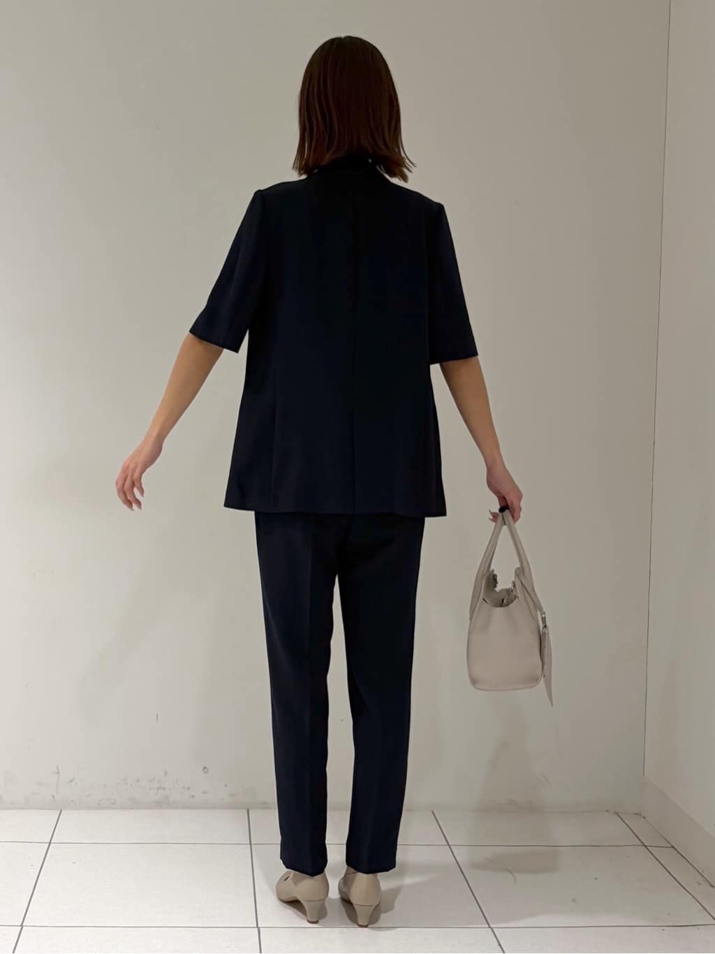 shioriさんの「INDIVI｜【着る日傘】ハーフスリーブダブルジャケット」を使ったコーディネート
