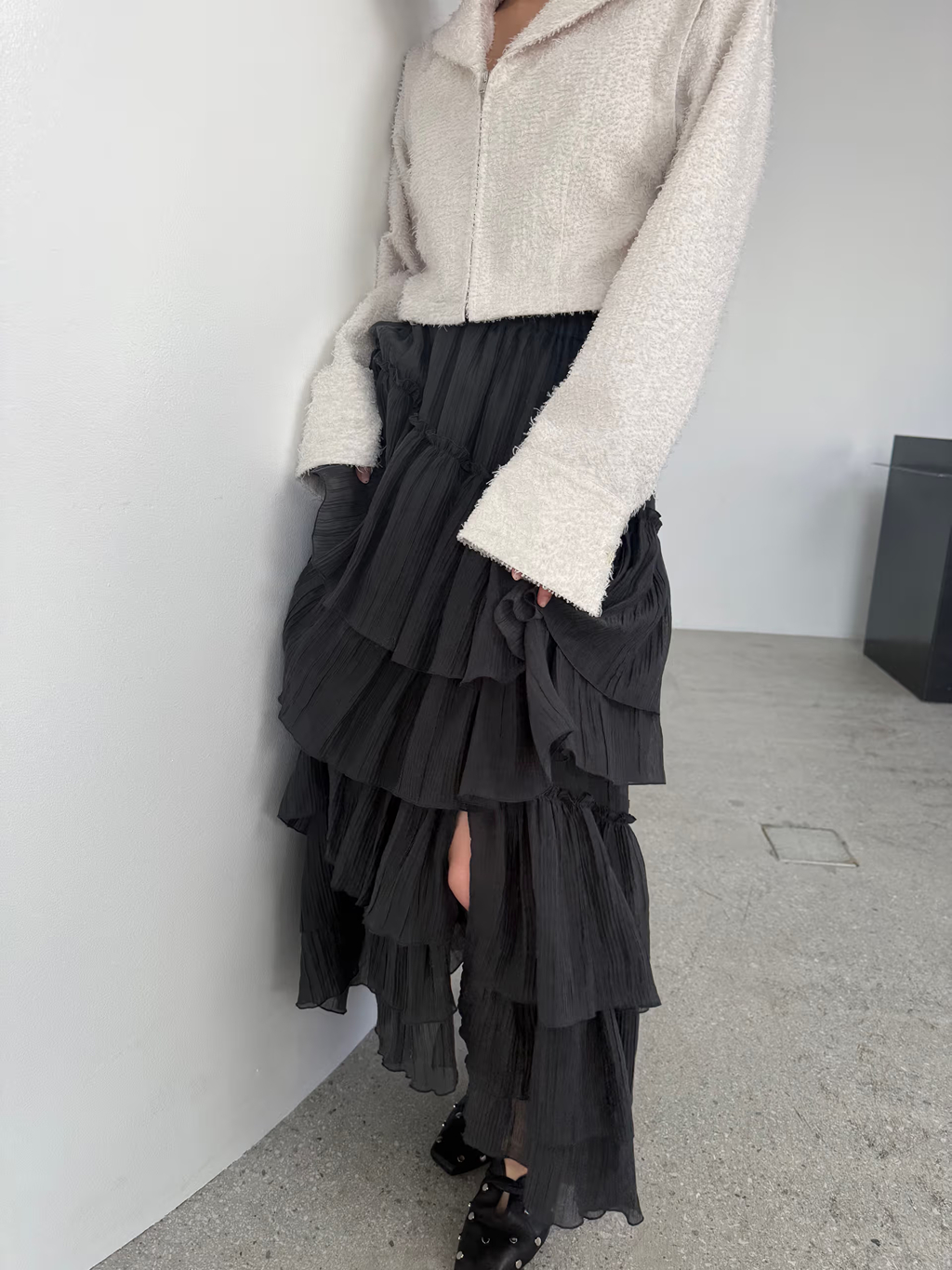miyu maesakaさんの「CODE A｜M dramatic skirt」を使ったコーディネート