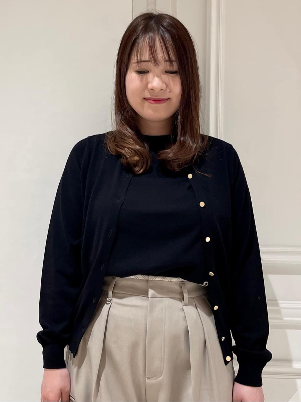 minowaさんの「DRESSTERIOR｜【ウォッシャブル】コットンシルク カーディガン」を使ったコーディネート