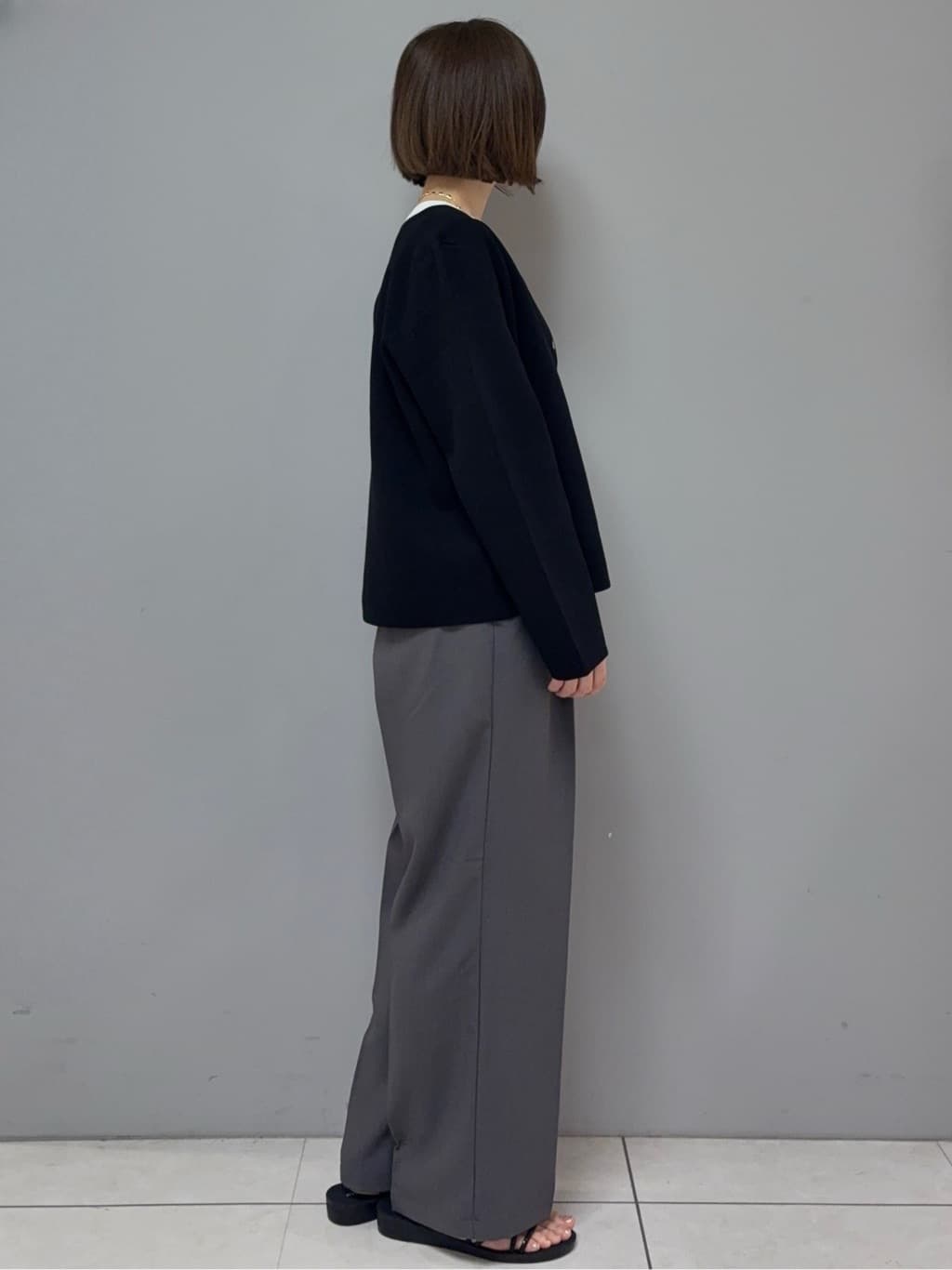 yさんの「OPAQUE.CLIP｜ロゴプリント＆刺繍Tシャツ【洗濯機OK】」を使ったコーディネート