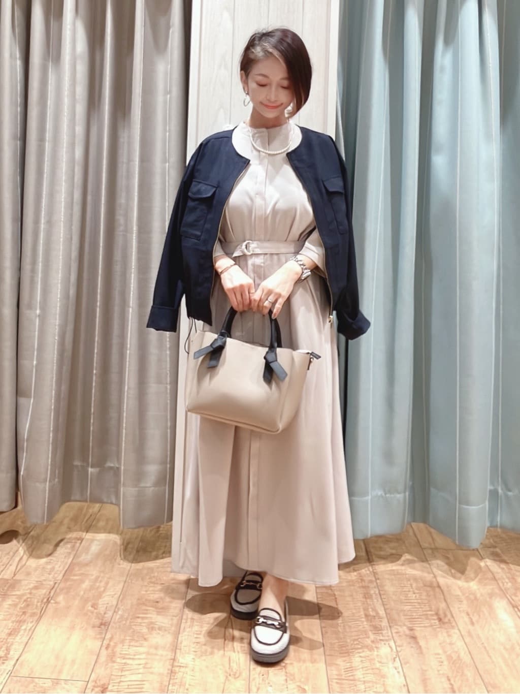 aaamiさんの「SHOO･LA･RUE｜【洗濯機可/接触冷感/UV】ONOFF使える ウエストタックワンピース」を使ったコーディネート
