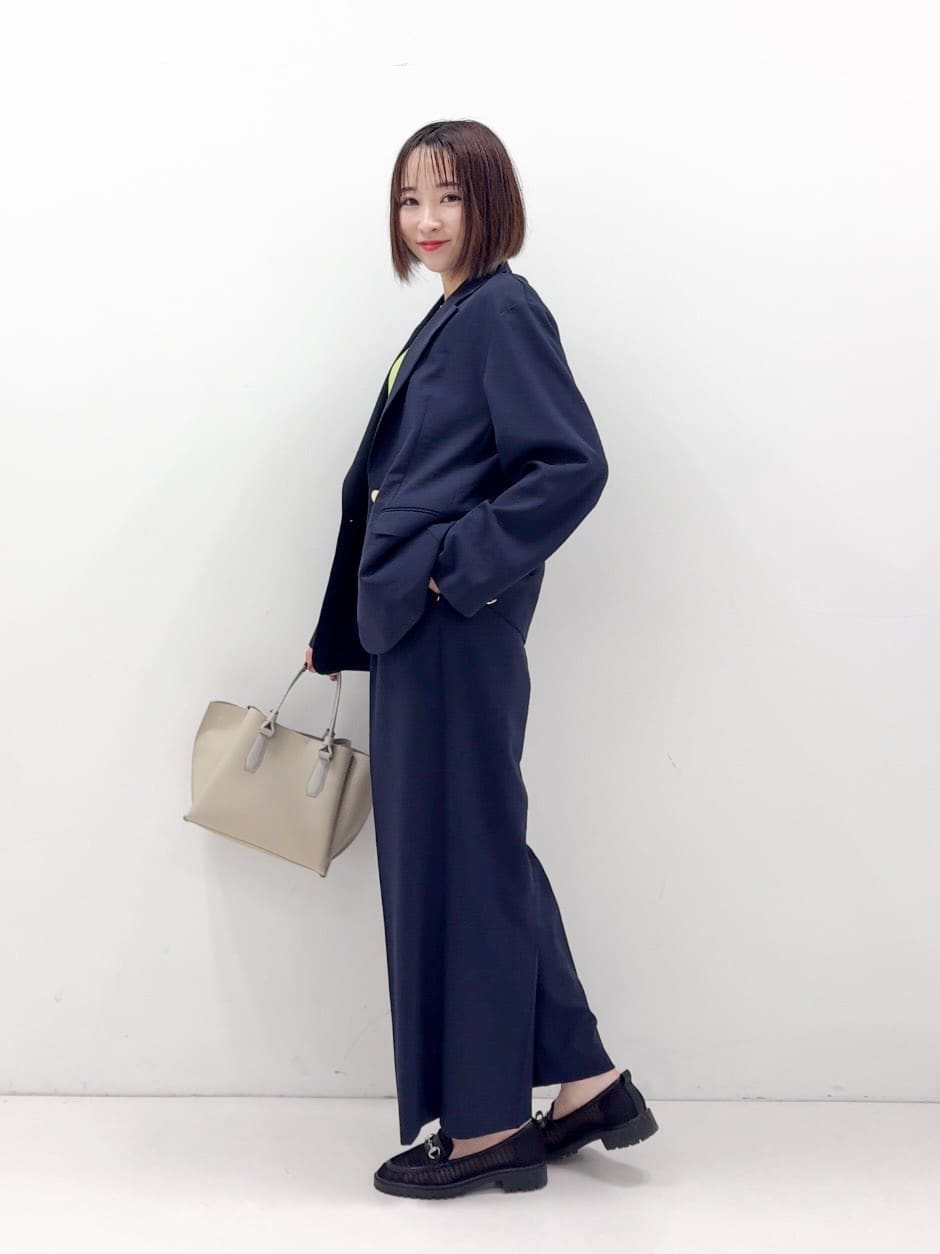 𝐜𝐡𝐢𝐤𝐚さんの「SHOO･LA･RUE｜【毎日洗える/S-LL/UV】上半身すっきり 二の腕見せない5分袖ニット」を使ったコーディネート