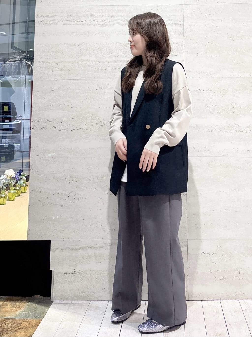 かほさんの「OPAQUE.CLIP｜美脚ストレッチイージーワイドパンツ【洗濯機OK】」を使ったコーディネート