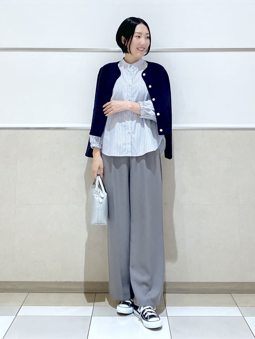 eriko さんの「Dessin｜【洗える】バルーンスリーブバンドカラーシャツ」を使ったコーディネート