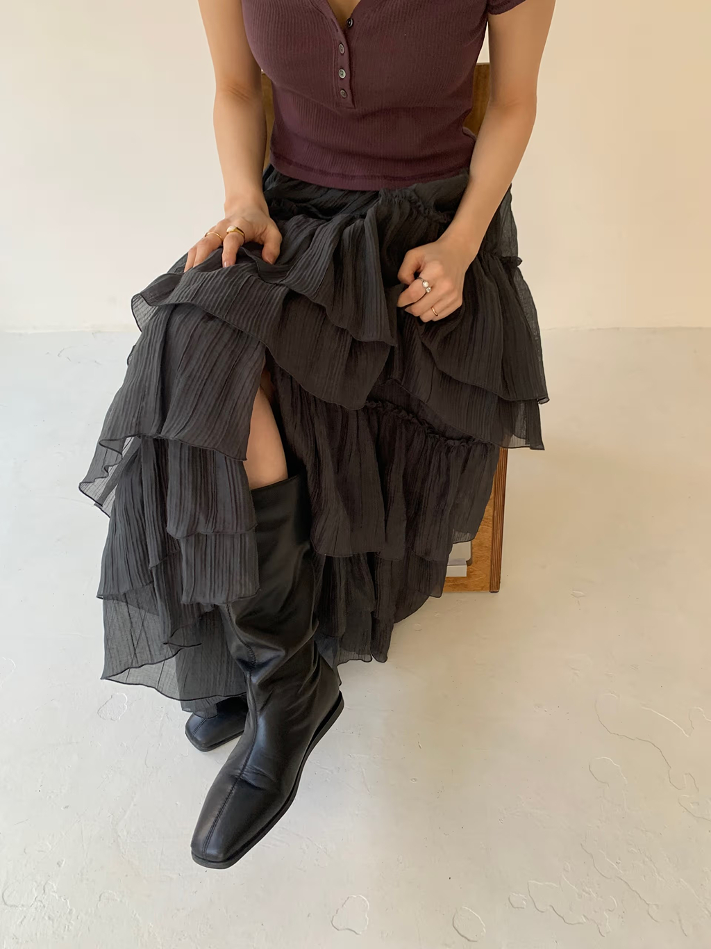 miyu maesakaさんの「CODE A｜M dramatic skirt」を使ったコーディネート