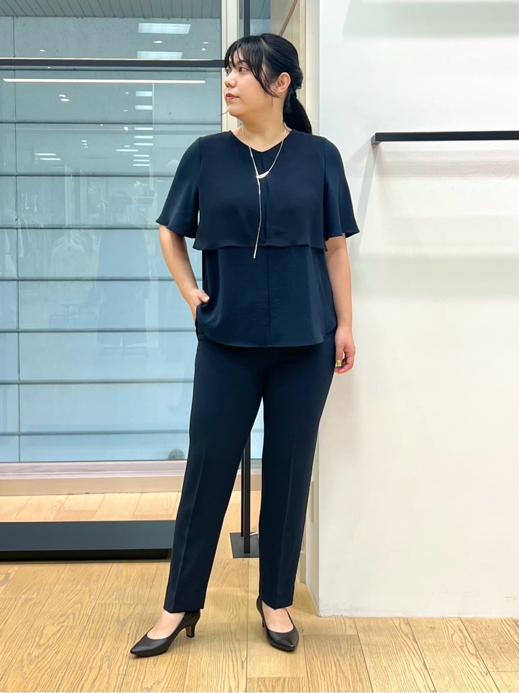 shimaさんの「INDIVI｜【洗える／多機能／SETUP可】着る日傘ダブルジャケット」を使ったコーディネート