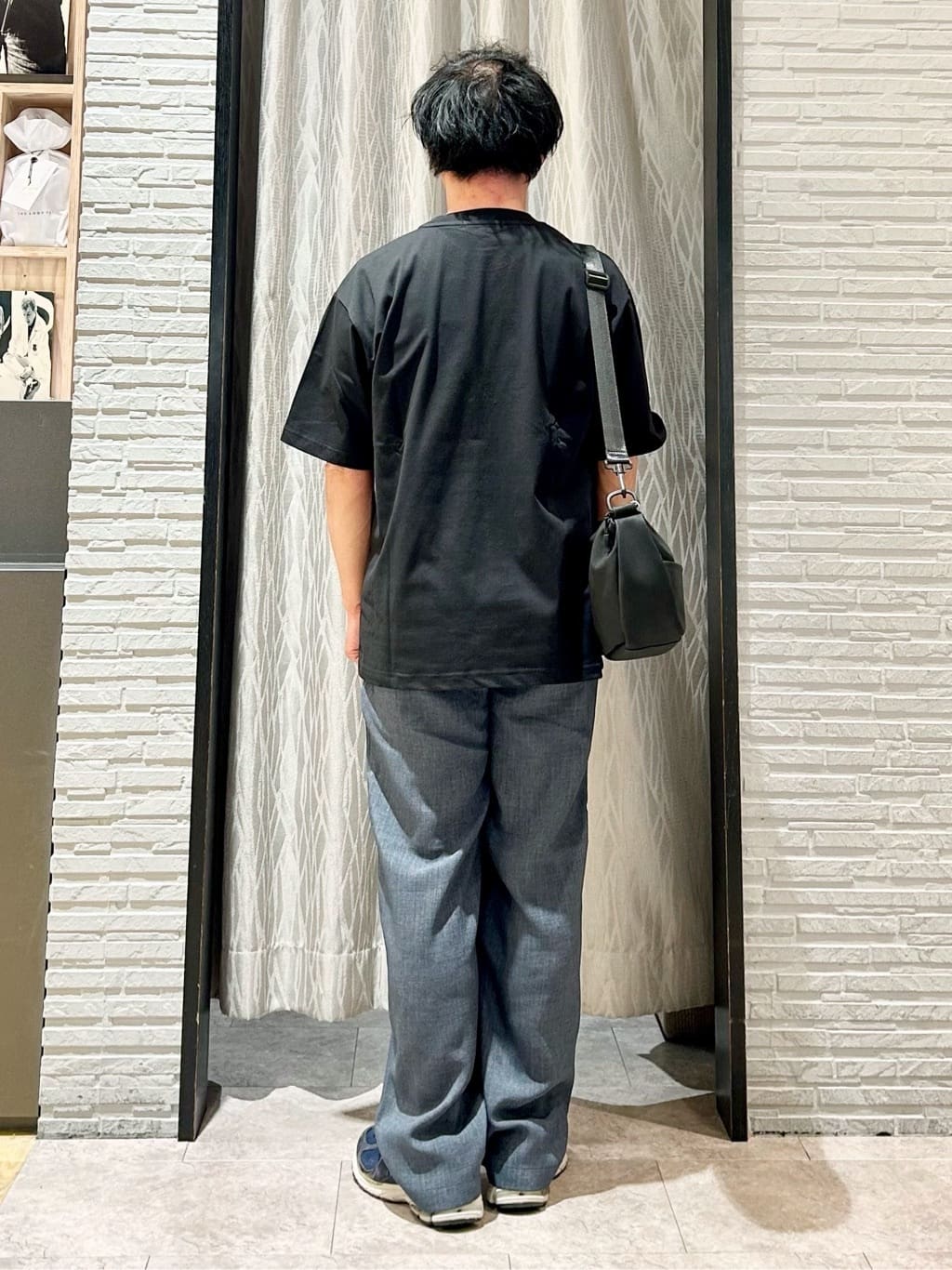 KENJI Iさんの「THE SHOP TK｜コード刺繍 半袖Tシャツ 洗濯機OK」を使ったコーディネート