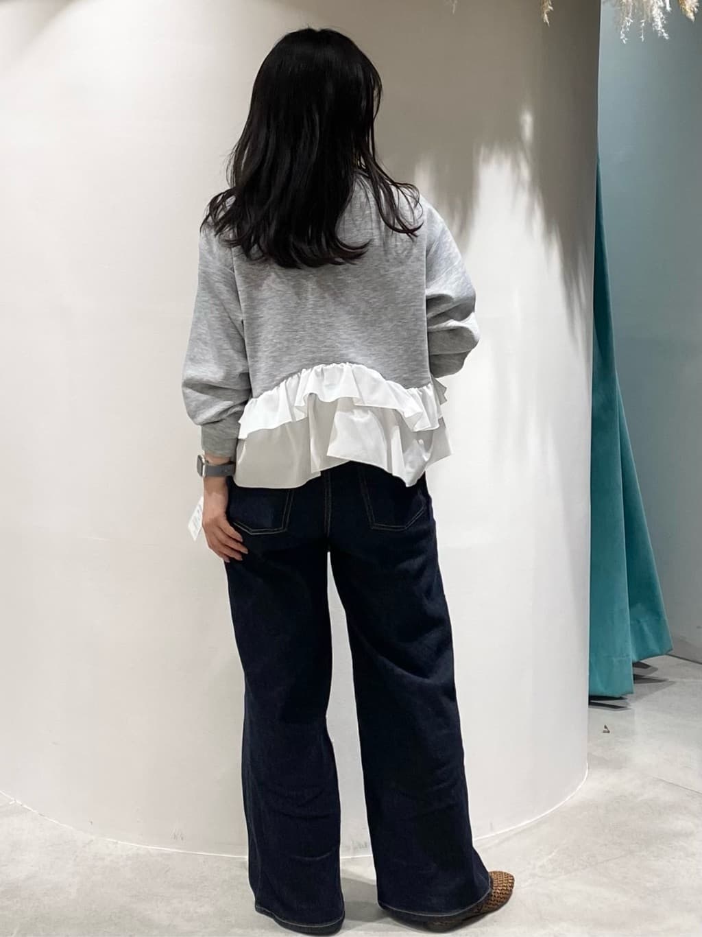 みなみさんの「OPAQUE.CLIP｜裾フリルドッキングトップス【洗濯機OK】」を使ったコーディネート