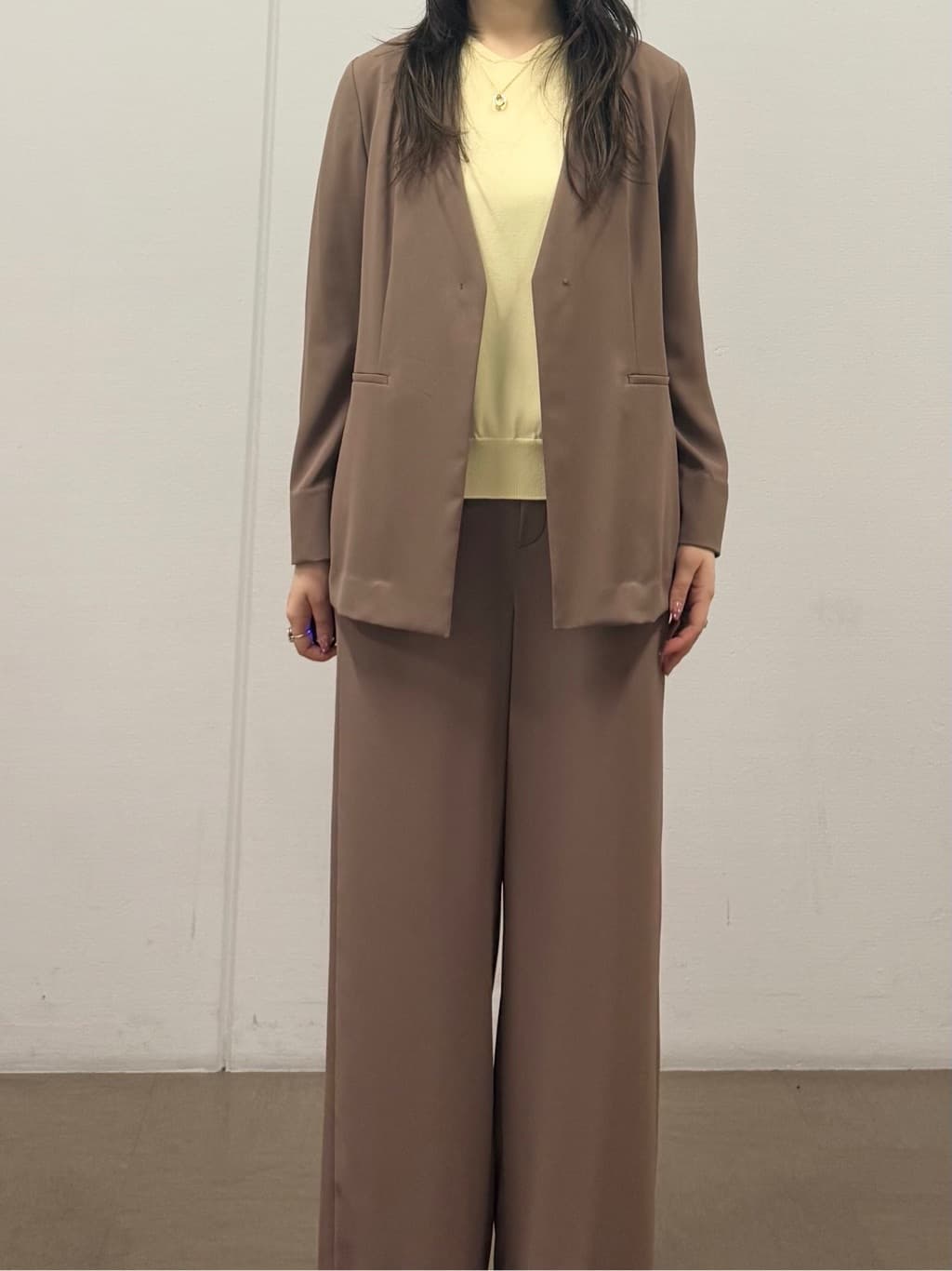 mizukiさんの「INDIVI｜【洗える／袖丈調整可能】シャツコンビニット」を使ったコーディネート