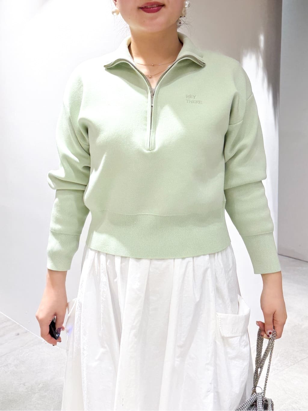 かりんさんの「OPAQUE.CLIP｜ハーフZIP刺繍ロゴニット【洗濯機OK】」を使ったコーディネート