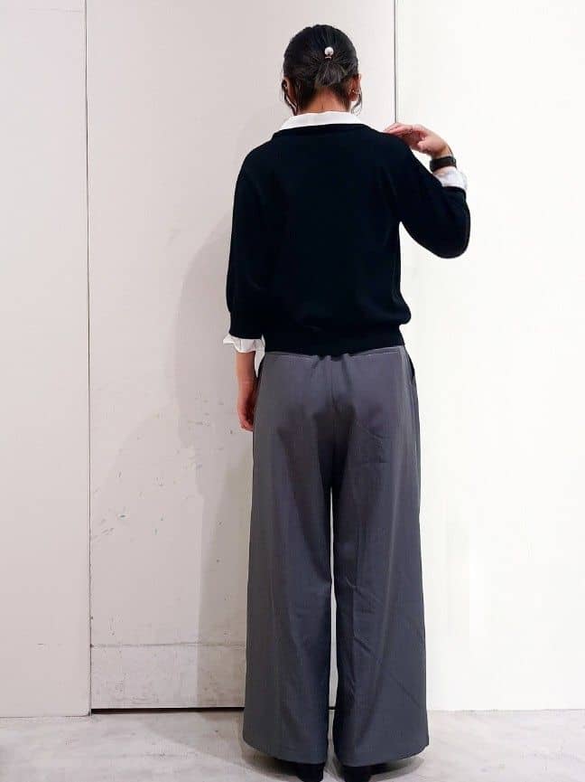shinkoさんの「OPAQUE.CLIP｜シャツレイヤード風ポロニット【洗濯機OK】」を使ったコーディネート