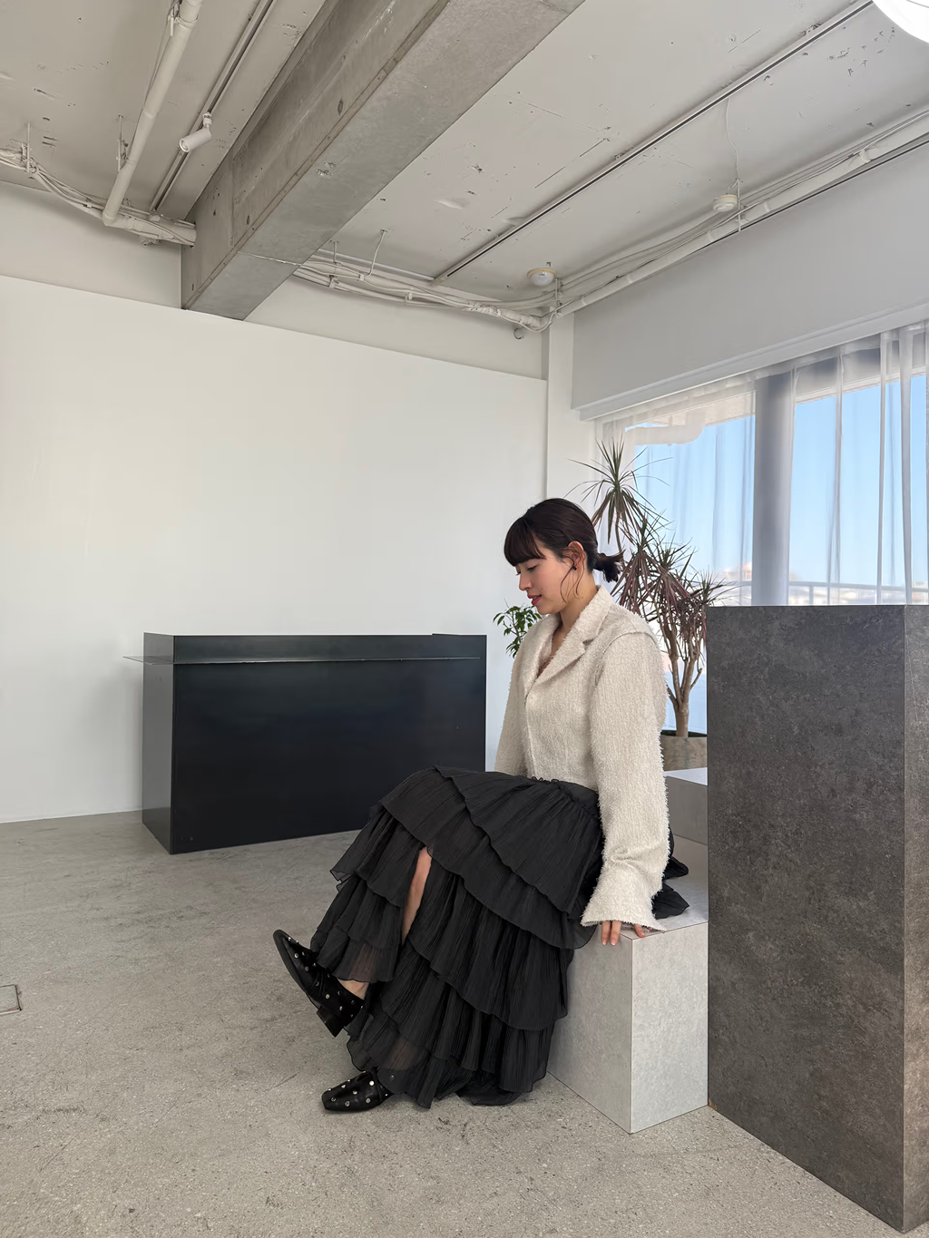 miyu maesakaさんの「CODE A｜M dramatic skirt」を使ったコーディネート