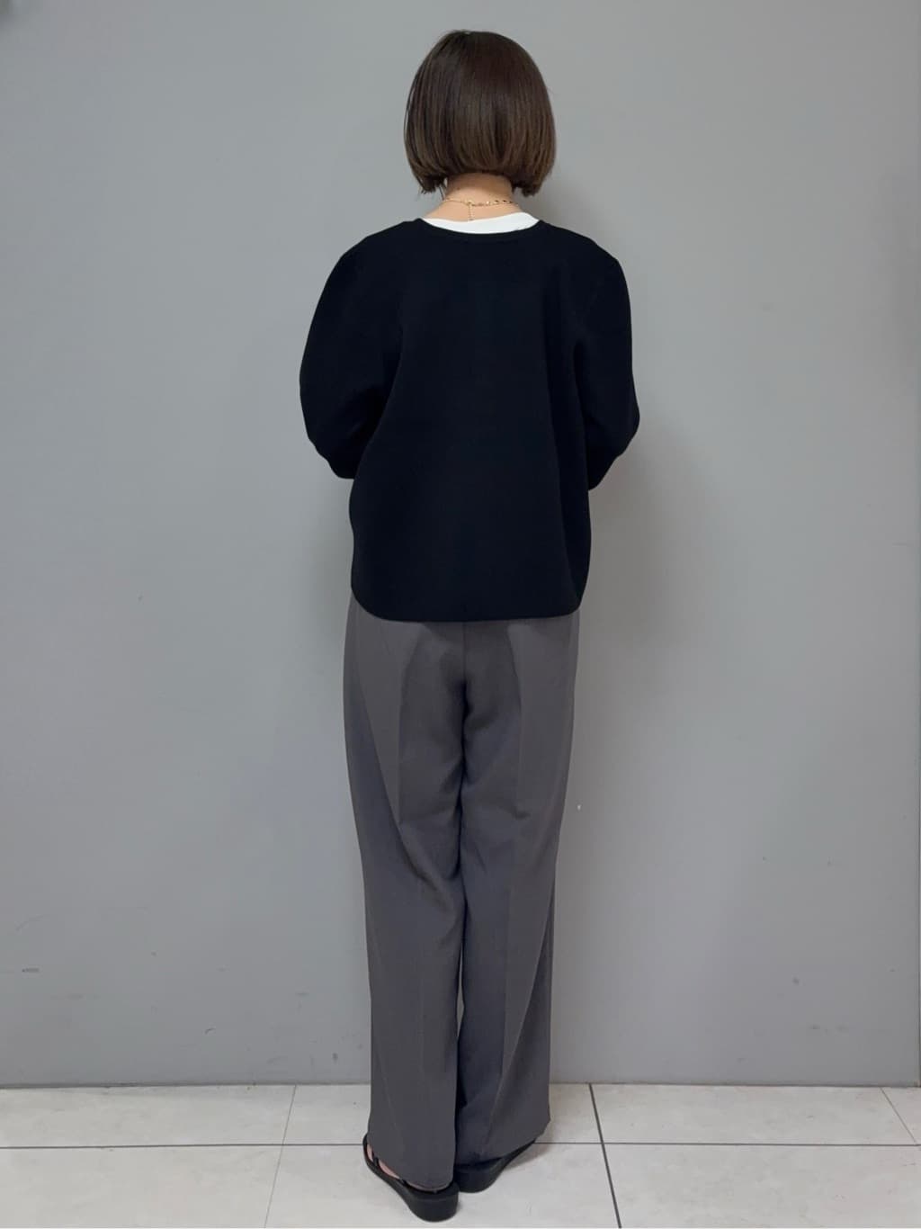 yさんの「OPAQUE.CLIP｜ロゴプリント＆刺繍Tシャツ【洗濯機OK】」を使ったコーディネート