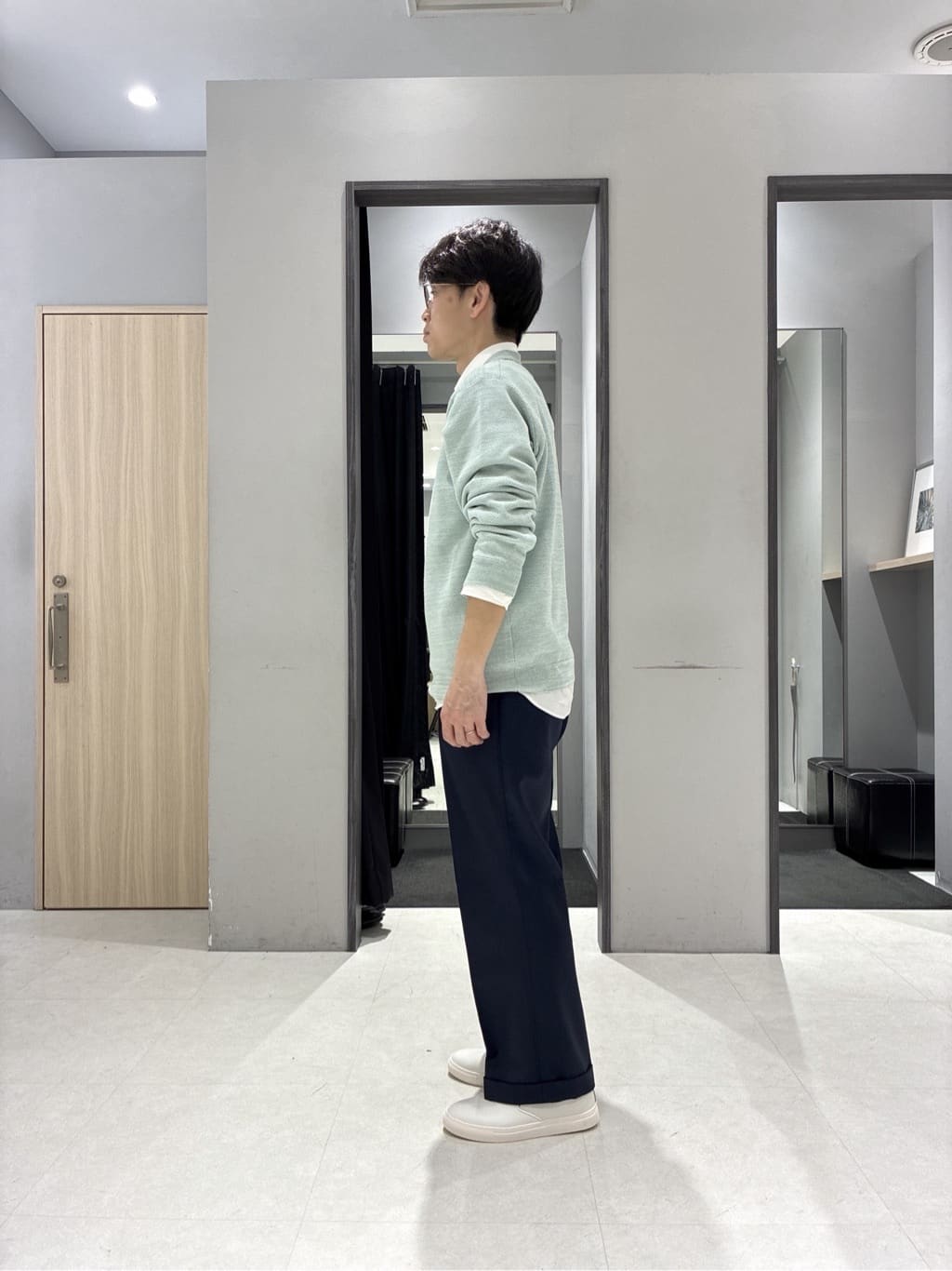わいずみさんの「TAKEO KIKUCHI｜【洗える】カラースプリングニット」を使ったコーディネート