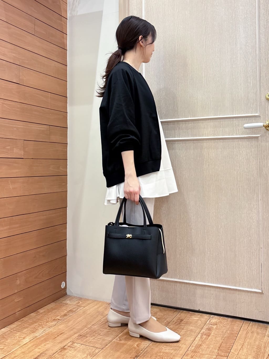 なみさんの「SHOO･LA･RUE｜【洗濯機可/S-LL】さらっと快適　麻調ゆるリブブルゾン」を使ったコーディネート
