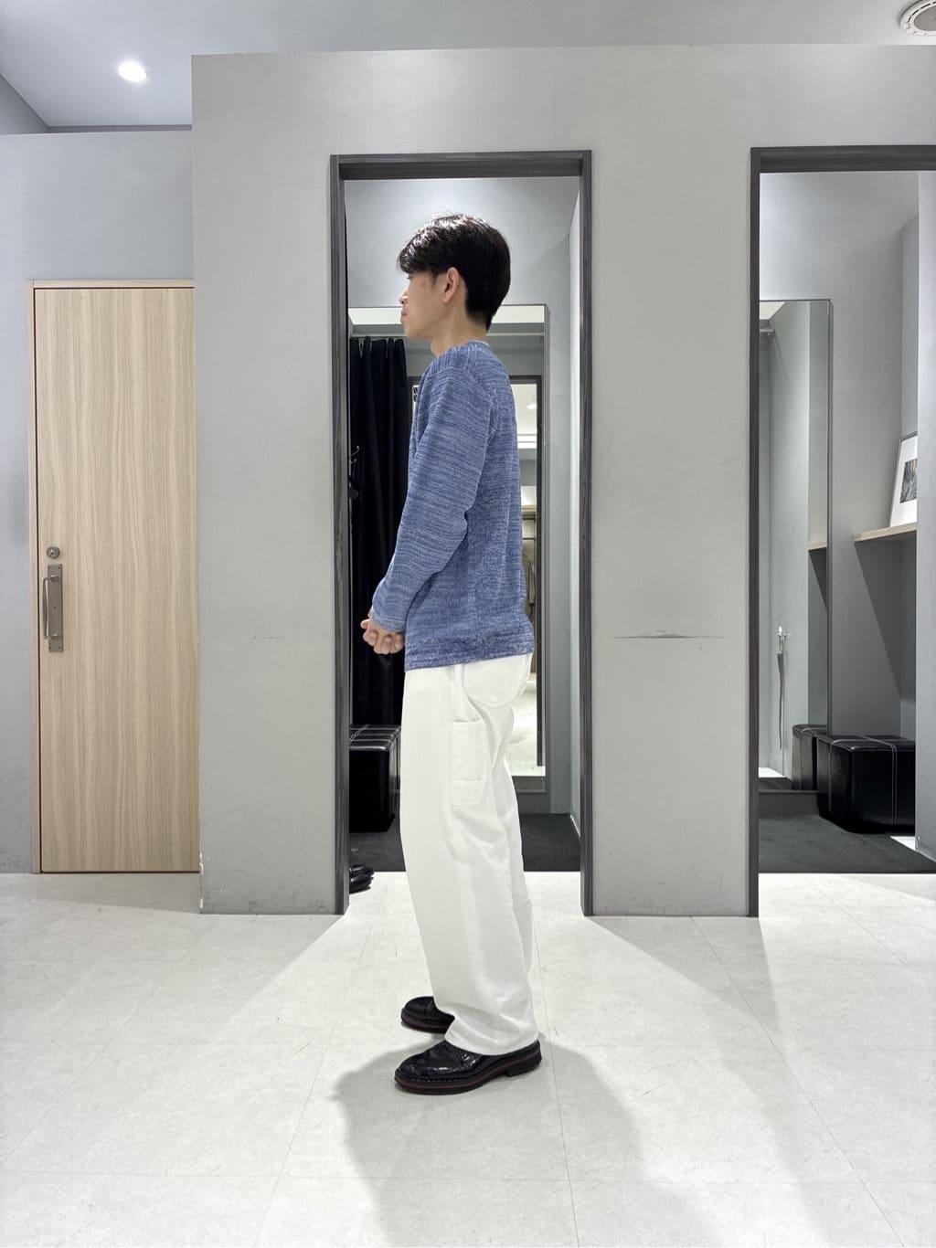 わいずみさんの「TAKEO KIKUCHI｜撥水ツイル スタンドカラー コート」を使ったコーディネート