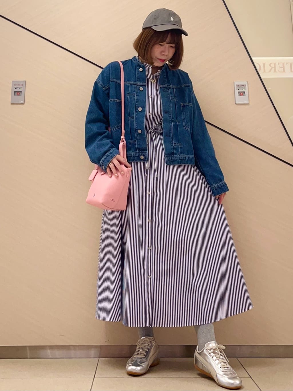 yahataさんの「DRESSTERIOR｜【ウォッシャブル】ヴィンテージバンドカラーGジャン」を使ったコーディネート