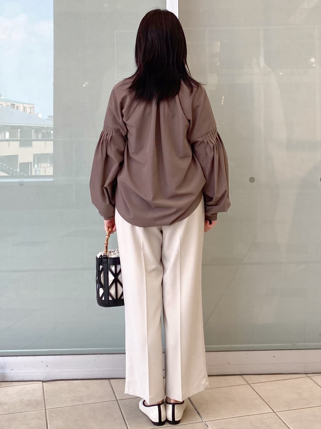 Jeanさんの「OPAQUE.CLIP｜スキッパーボリュームスリーブブラウス【洗濯機OK】」を使ったコーディネート