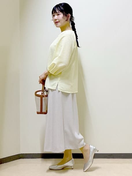  beni_gingerさんの「Reflect｜【接触冷感】ボリュームスリーブサテンジャカードブラウス」を使ったコーディネート