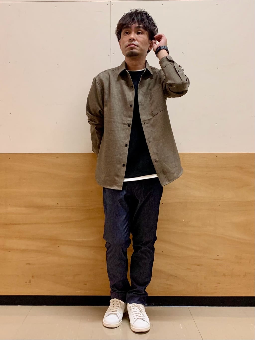 MATUさんの「THE SHOP TK｜【LINO FINE】リネンライク 長袖シャツ UVカット/イージーケア/吸水速乾/洗濯機OK」を使ったコーディネート