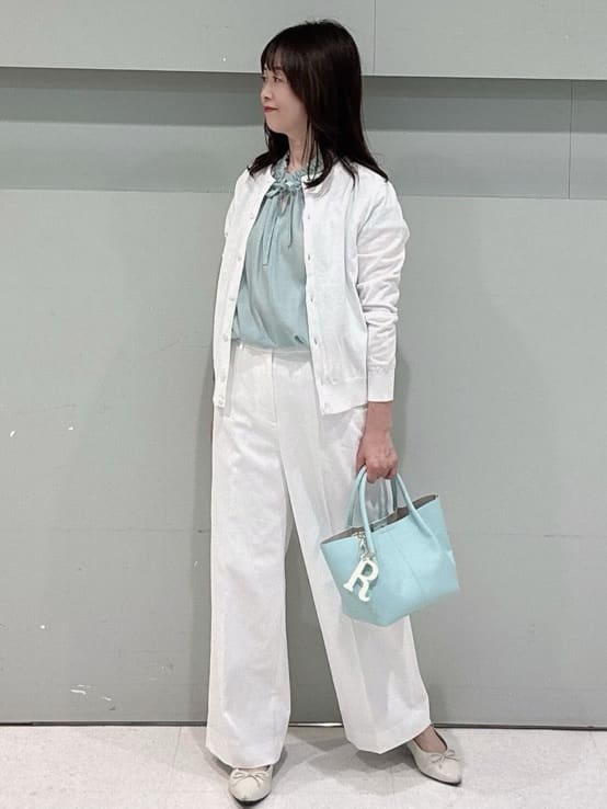 makiさんの「UNTITLED｜◆【9色展開/アンサンブル可】コットンクルーネックカーディガン」を使ったコーディネート