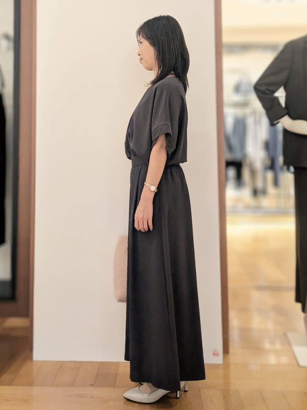laverさんの「UNTITLED｜【セットアップ可/UVカット/前後2WAY】リラクシーフレンチスリーブブラウス」を使ったコーディネート