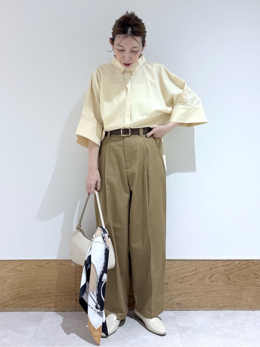 はなさんの「OPAQUE.CLIP｜【接触冷感】ハーフスリーブシャツ《洗濯機OK／防シワ加工》」を使ったコーディネート