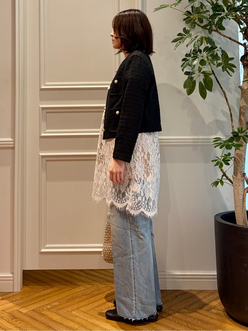 nakaoさんの「DRESSTERIOR｜センタープレス ワイドストレートデニム」を使ったコーディネート