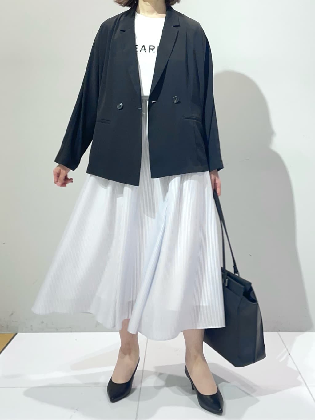 murayamaさんの「INDIVI｜【接触冷感／透湿／着る日傘】ドルマンダブルジャケット」を使ったコーディネート