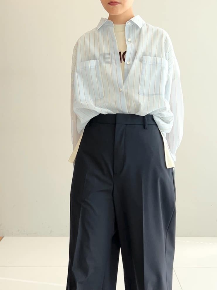 OCHIAIさんの「DRESSTERIOR｜シアー ストライプシャツ」を使ったコーディネート