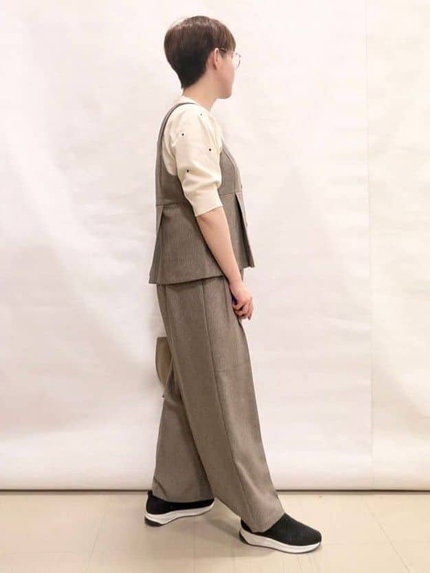 なっちゃんさんの「SHOO･LA･RUE｜【S-LL/二の腕カバー】品よく隠せる ドット刺繍5分袖ニット」を使ったコーディネート