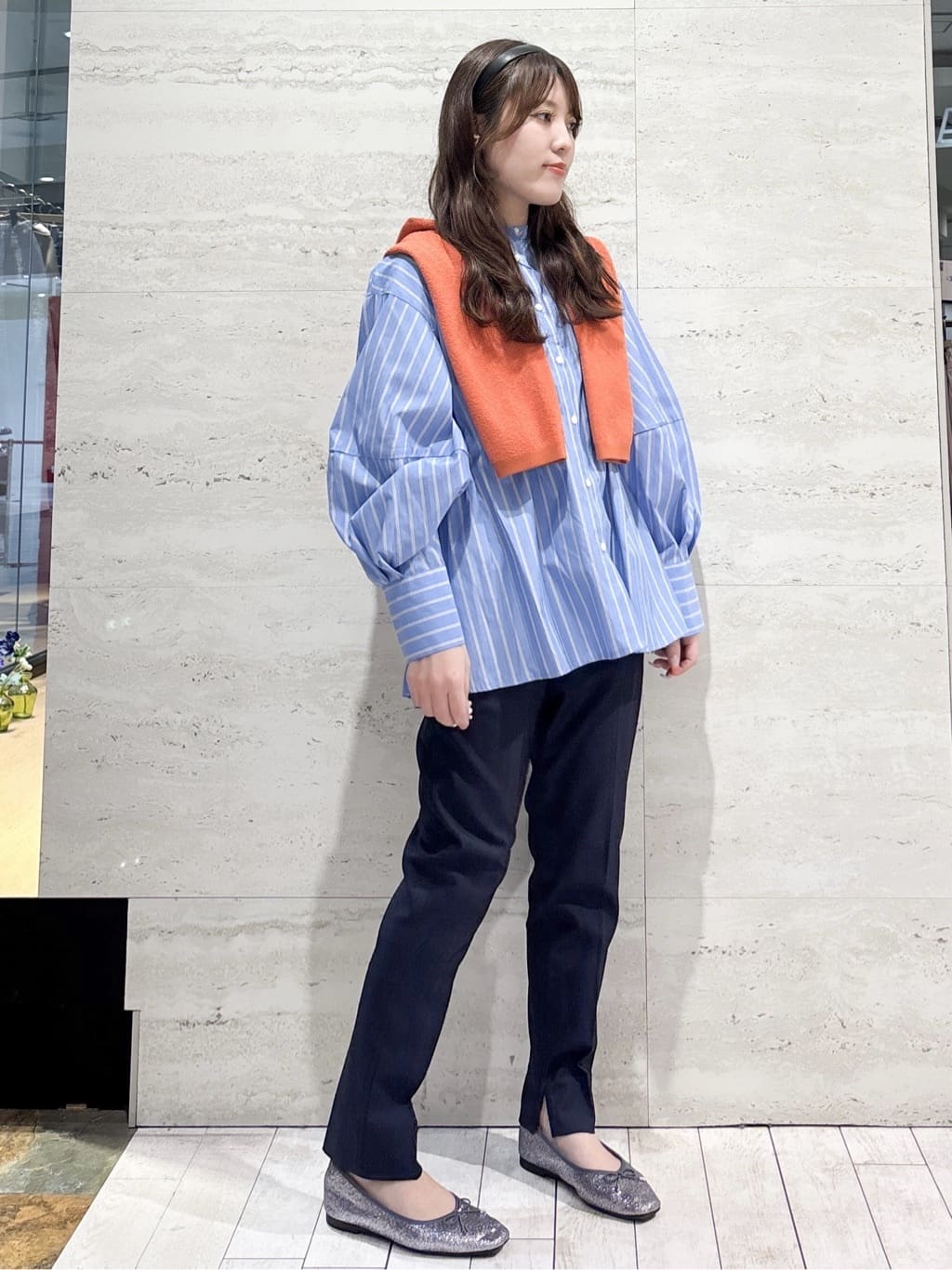 かほさんの「OPAQUE.CLIP｜ストライプペプラムデザインブラウス【洗濯機OK】」を使ったコーディネート
