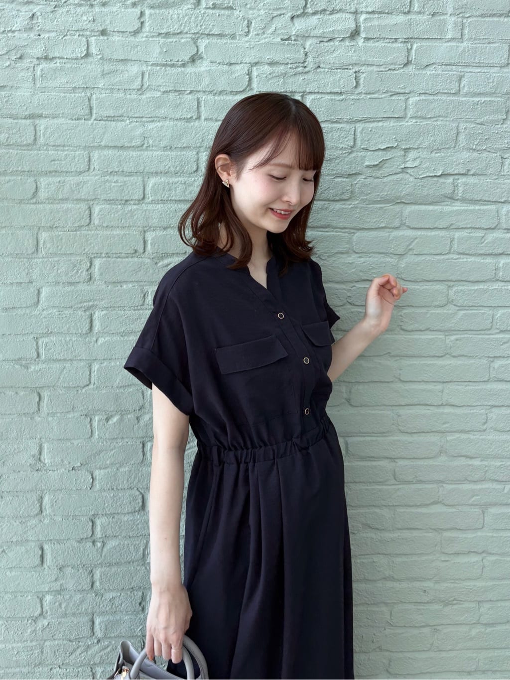 みさかさんの「index｜ダブルポケットスキッパーワンピース【防シワ／洗濯機OK】《XS～3L／6col》」を使ったコーディネート