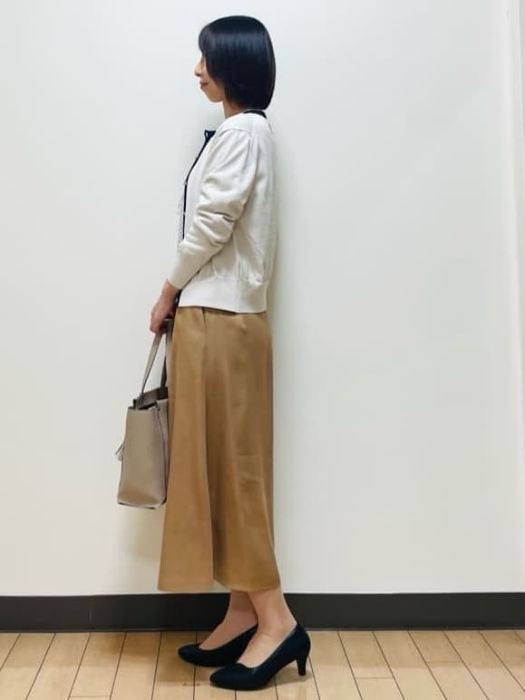 Riiさんの「Reflect｜【アンサンブル可】バイカラーカーディガン」を使ったコーディネート