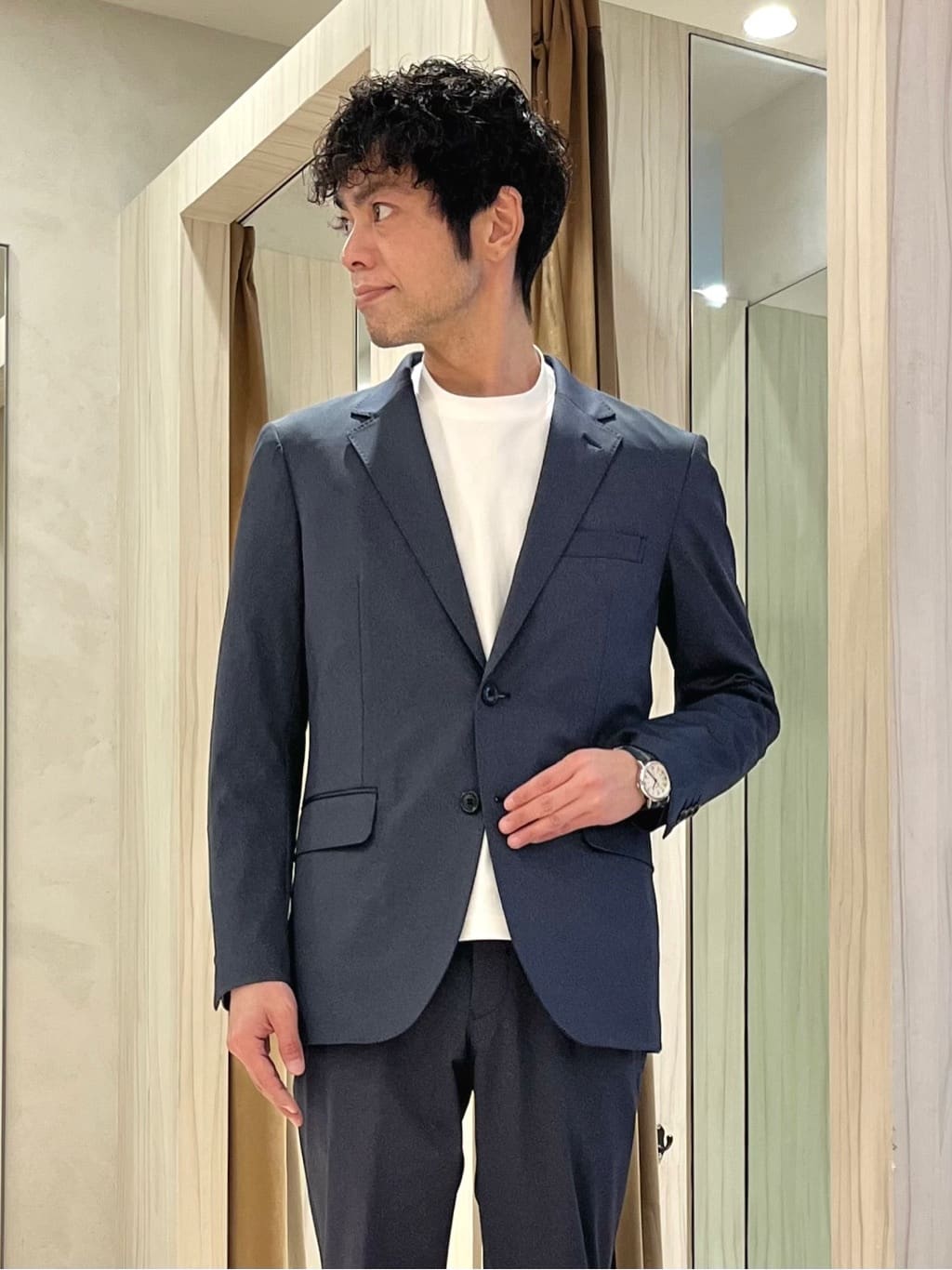 URAさんの「TAKEO KIKUCHI｜撥水ツイル スタンドカラー コート」を使ったコーディネート