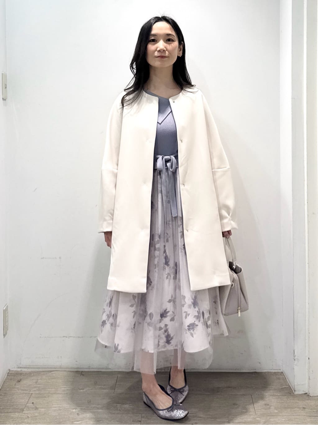 yuicciさんの「OPAQUE.CLIP｜フォルムスリーブミドルコート【洗濯機OK】」を使ったコーディネート