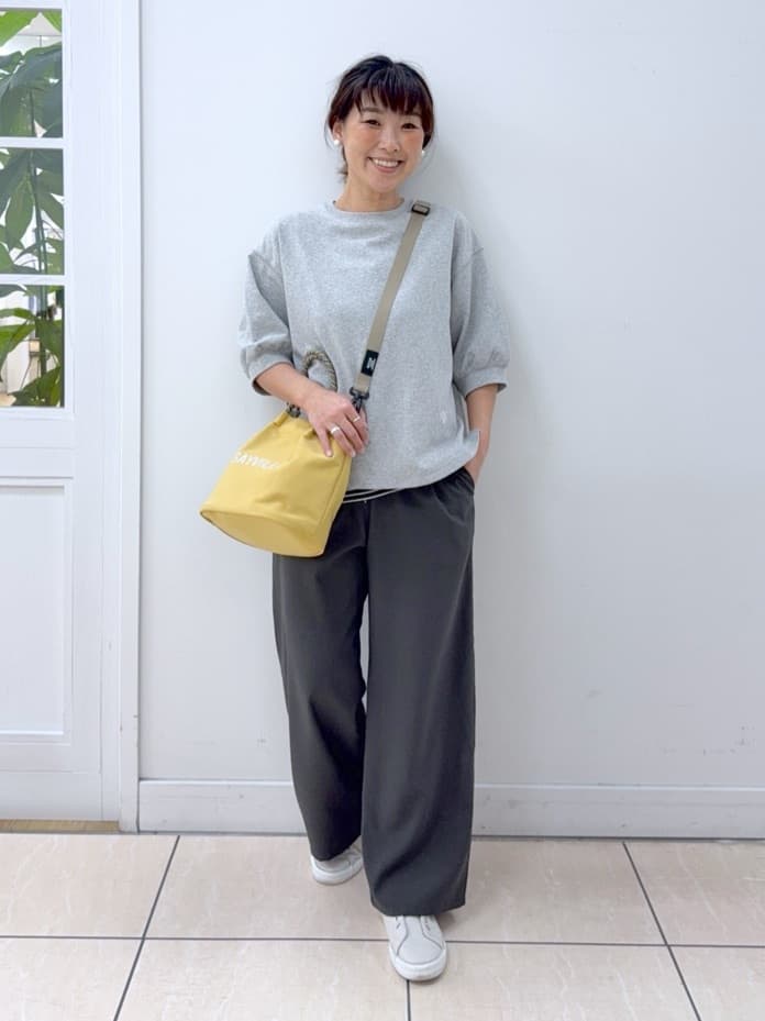 Osawaさんの「Dessin｜【360度可愛い】バックヘンリーカットソー5分袖」を使ったコーディネート