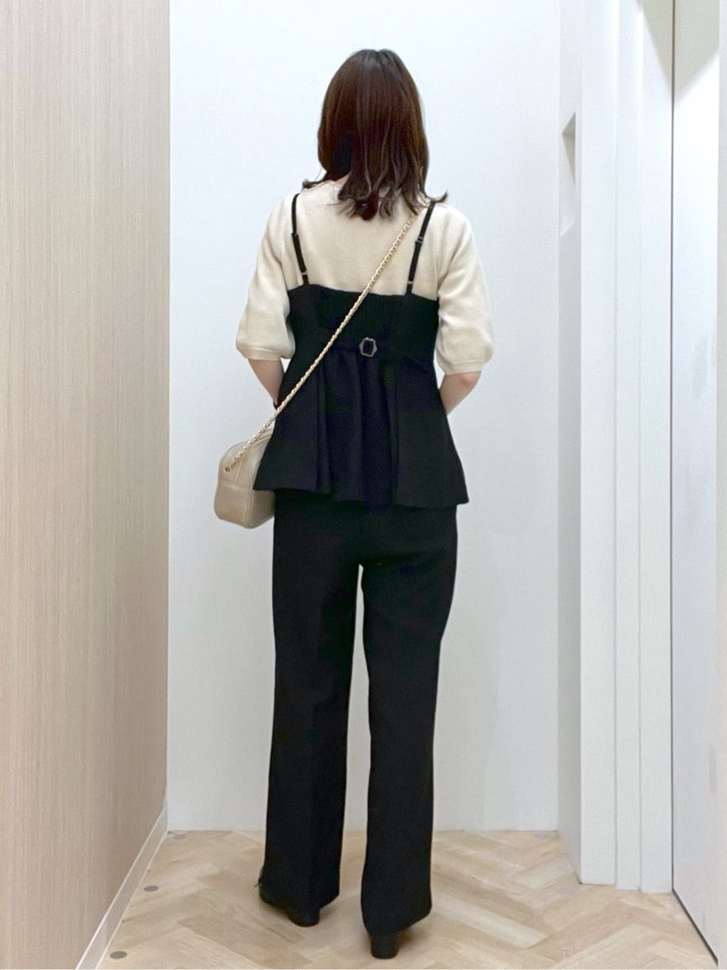  おまつさんの「grove｜【カセット服】リネンライク ペプラムビスチェ」を使ったコーディネート