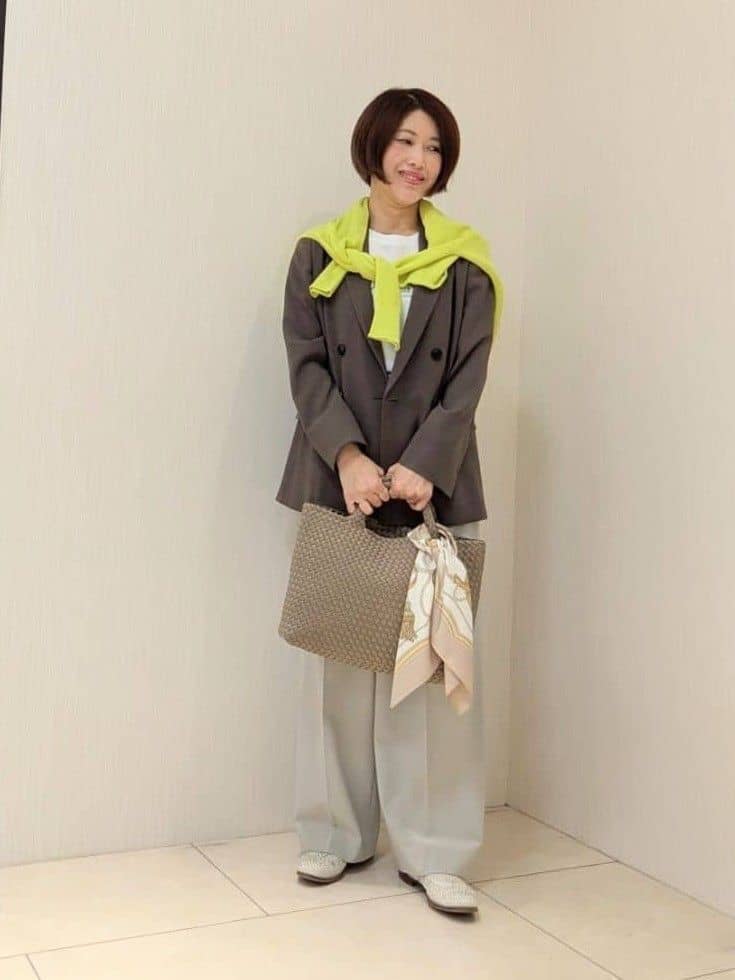 u-macoさんの「UNTITLED｜【新色追加/セットアップ可】エアリー ダブルブレストジャケット」を使ったコーディネート